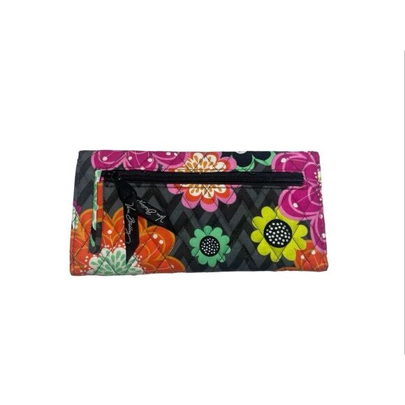Vera Bradley Quilted Trifold Wallet NWOT - Picture 3 of 4